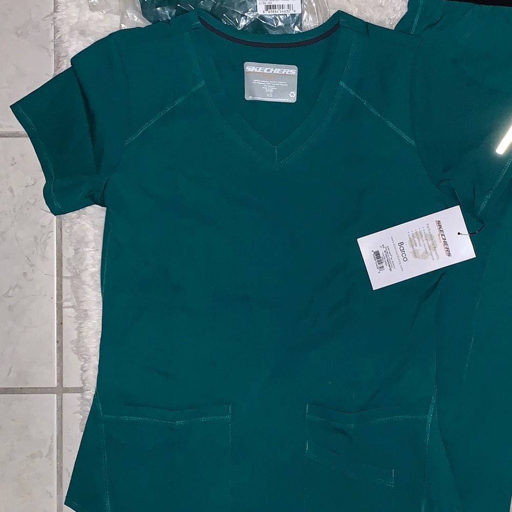 BRAND NEW Hunter Green Scrub TOP- by Skechers